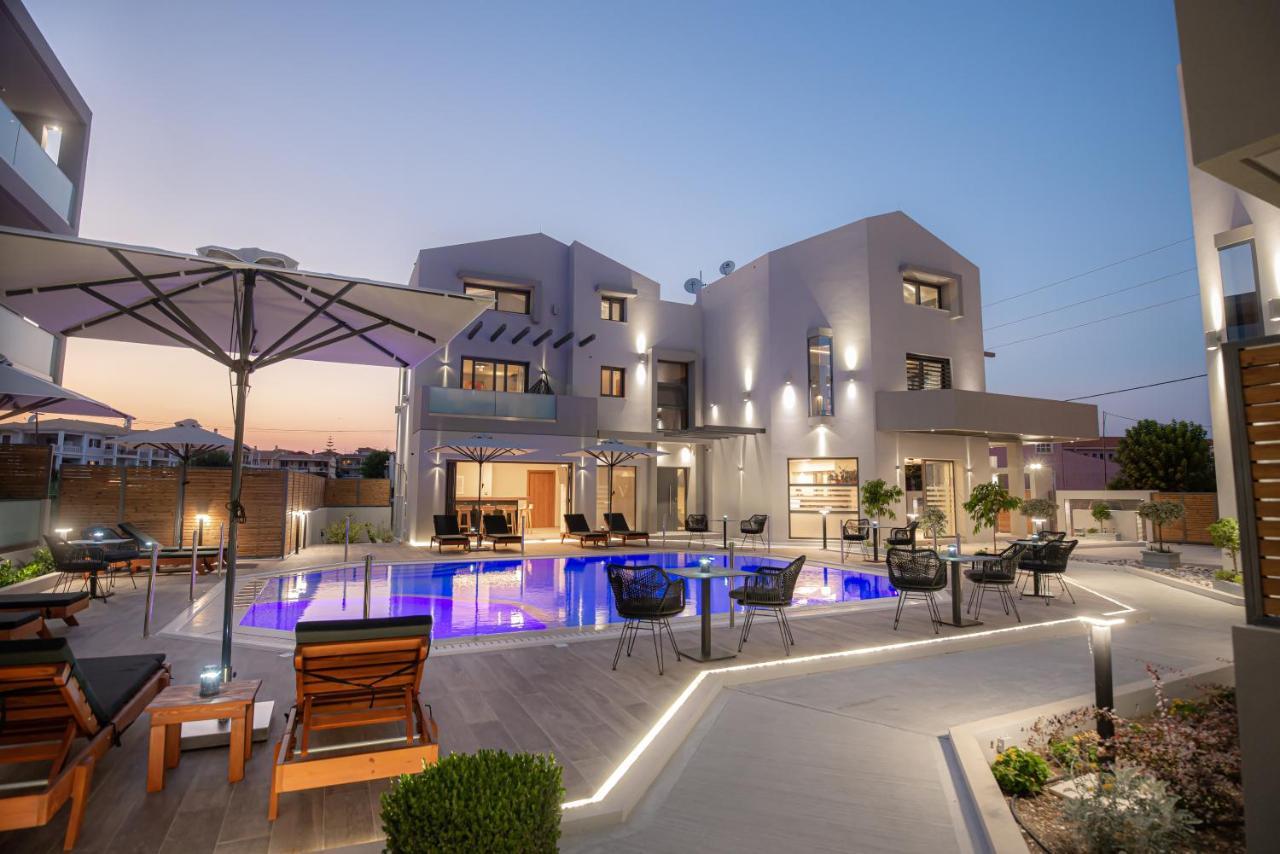 The Victoria Aparthotel *